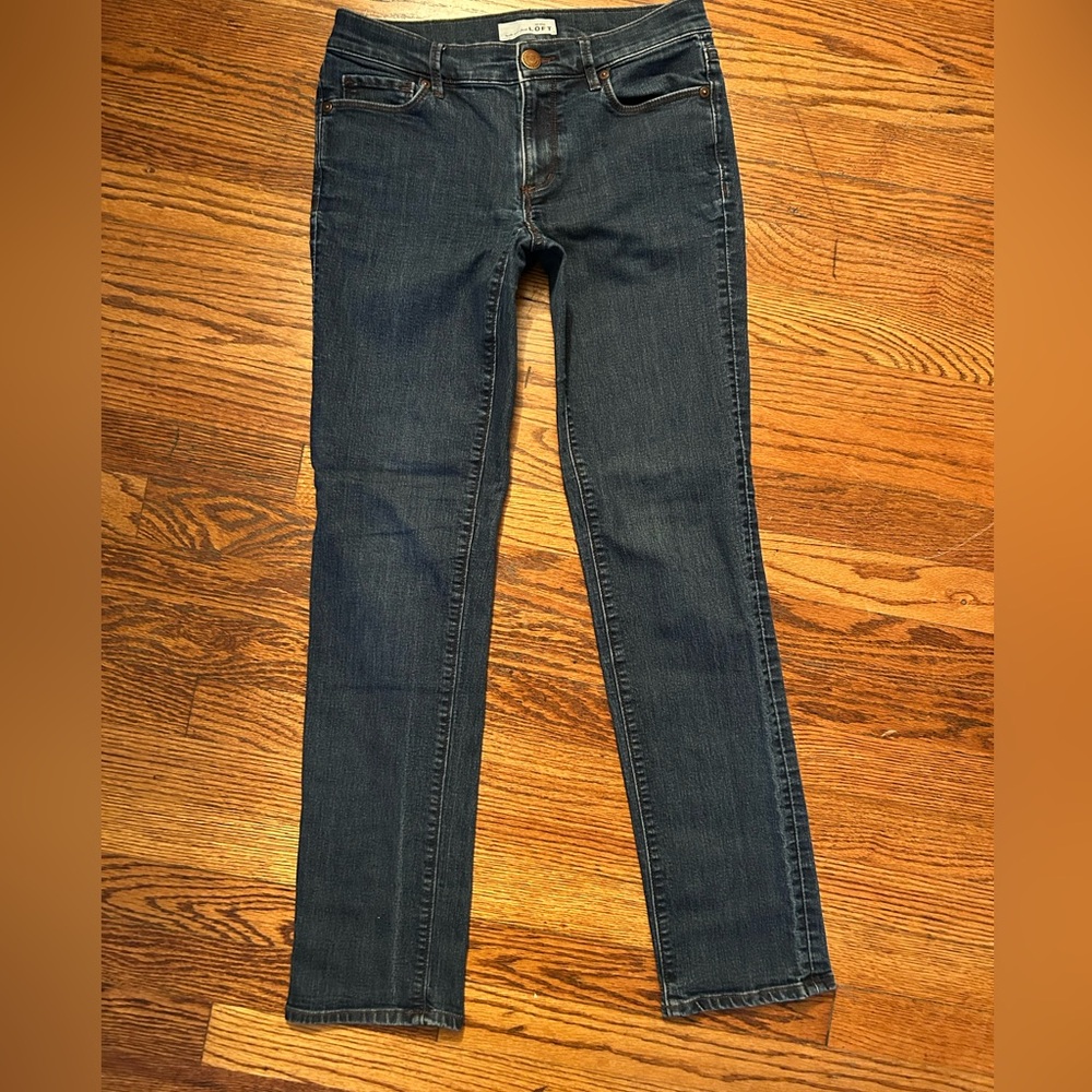 Ann Taylor Loft Women's Blue Jeans. Size 2/26